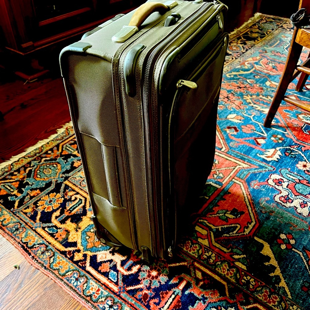 Briggs & Riley luggage, 22 inch, Style U122CX-7 olive green